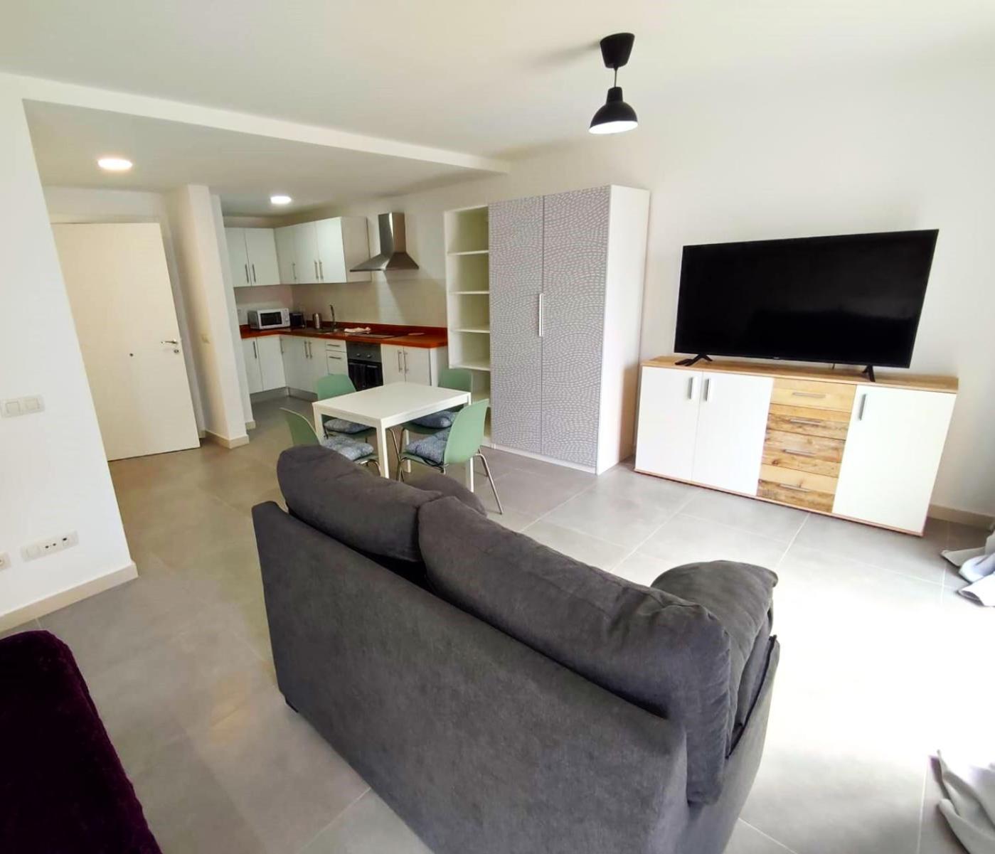 Apartament Near The Ocean In Playa San Juan Ngoại thất bức ảnh